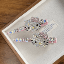 Sparkling Sanrio Hello Kitty Rhinestone Hair Clip - ArtGalleryZen
