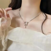 Stainless Steel Rhinestone Melting Heart Necklace - ArtGalleryZen