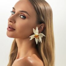 Statement Flower Resin Stud Earrings - ArtGalleryZen