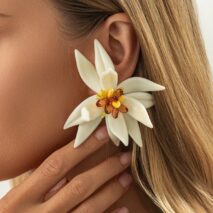 Statement Flower Resin Stud Earrings - ArtGalleryZen