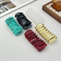 Stylish Chunky Irregular Resin Bangle Bracelet - ArtGalleryZen