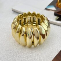 Stylish Chunky Irregular Resin Bangle Bracelet - ArtGalleryZen