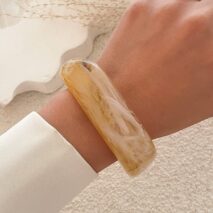 Stylish Irregular Gradient Resin Bangle Bracelet - ArtGalleryZen