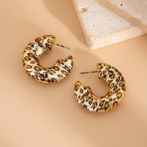 Stylish Leopard C Shaped Stud Earrings - ArtGalleryZen