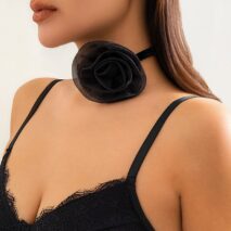 Temperament Velvet Rose Choker Necklace - ArtGalleryZen