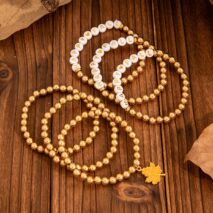 Thanksgiving Theme Maple Leaf Charm Letter Acrylic Beaded Bracelet Set - ArtGalleryZen