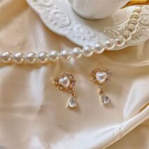 Trendy Dangling Rhinestone CZ Inlaid Pearl Heart Earrings - ArtGalleryZen