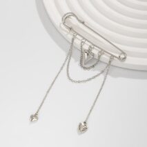 Trendy Heart Tassel Chain Trouser Pin - ArtGalleryZen