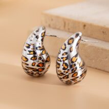 Trendy Silver Tone Leopard Waterdrop Stud Earrings - ArtGalleryZen