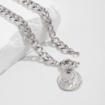 Trendy Textured Round Disk Pendant Chunky Curb Chain Necklace - ArtGalleryZen