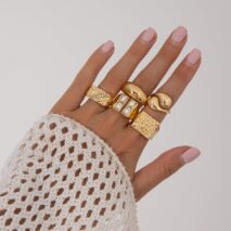Vintage 5pcs Chunky Rhinestone Inlaid Textured Ring Set - ArtGalleryZen