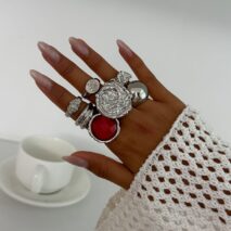 Vintage 7pcs Chunky Crystal Inlaid Pleated Ring Set - ArtGalleryZen