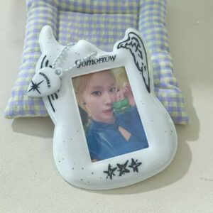 Y2K Guitar Shaped TXT Kpop Keychain Photocard Holder - ArtGalleryZen