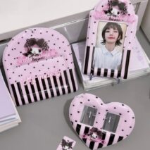Y2K My Melody Heart Kpop Keychain Photocard Holder - ArtGalleryZen