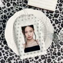 Glitter Heart Wing Star Amulet Kpop Photocard Holder Keychain