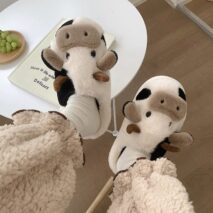 Kawaii Plush 3D Cow Slippers - Cozy Indoor House Shoes - Image 9