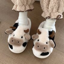 Kawaii Plush 3D Cow Slippers - Cozy Indoor House Shoes - Image 6