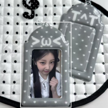 Cute Kaomoji Heart Polka Dot PVC Kpop Keychain Photocard Holder - Image 4