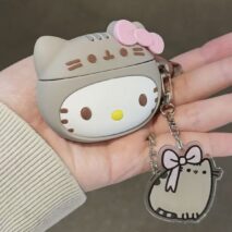Kawaii Hello Kitty Silicone AirPods Earphone Case - Image 3