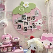 Kawaii Strawberry Hello Kitty Felt Pin Board - Image 3