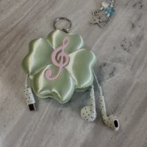 Cute Lucky Clover Note 3D Printed Cable Organizer - Image 6