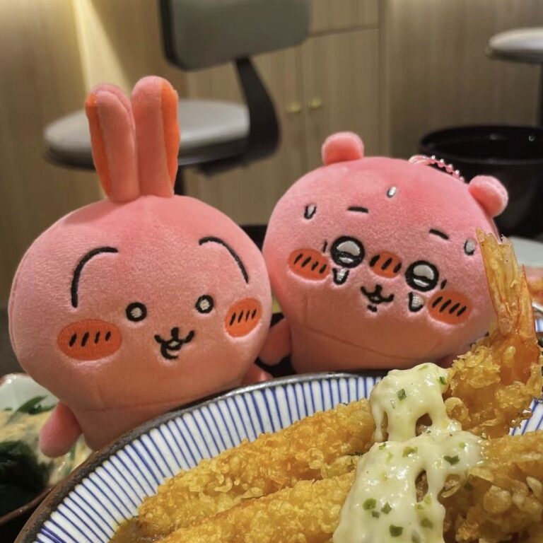 Red Usagi Super Spicy Curry Chiikawa Plush Keychain - view 2