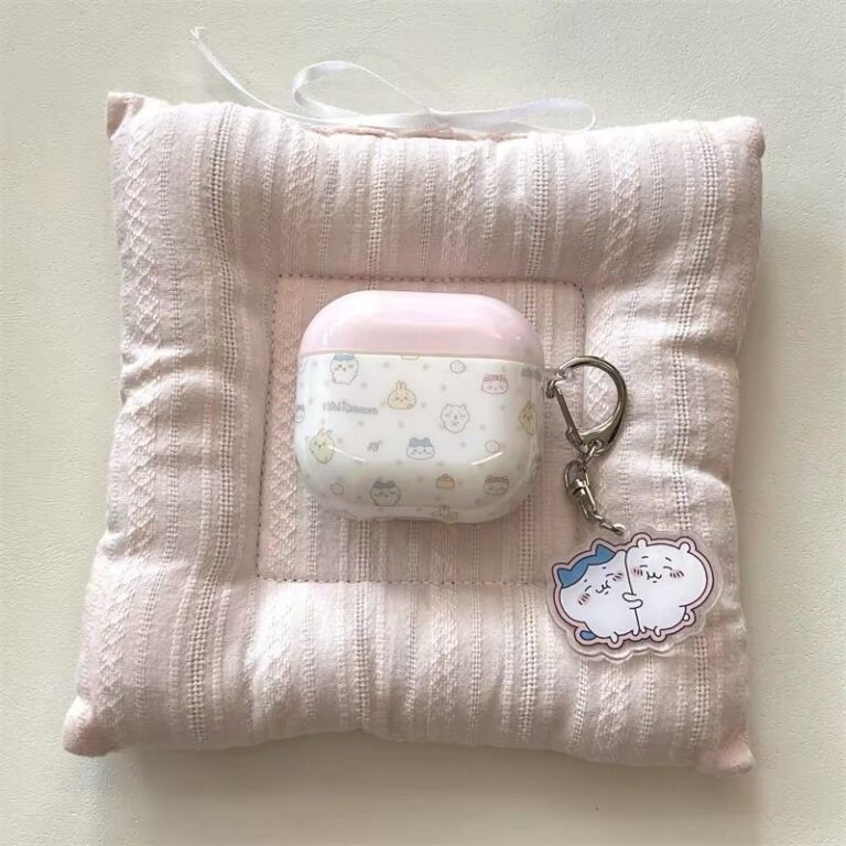 Cute Chiikawa AirPods Case with Charm - view 2
