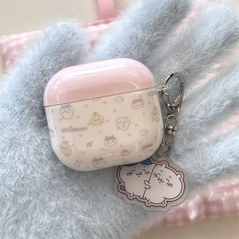 Cute Chiikawa AirPods Case with Charm
