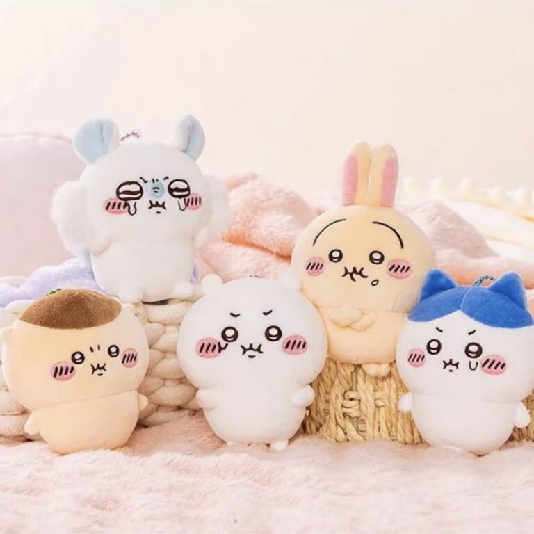 Kawaii Fuming Chiikawa Plush Keychain
