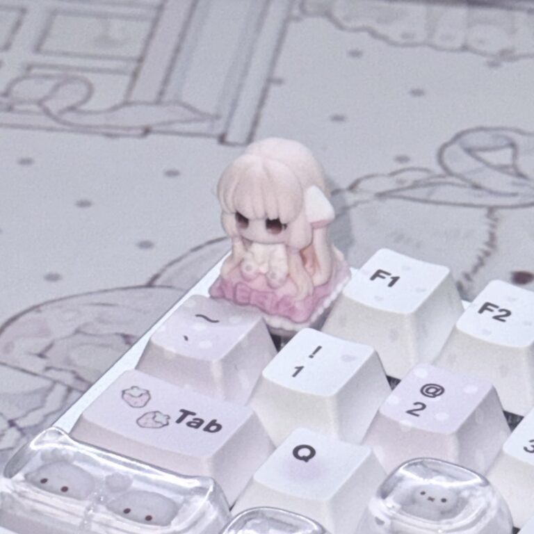 Cute Anime Girl Mechanical Keyboard Cap Resin Keycap - view 2